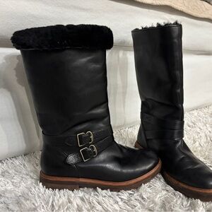 Timberland Black Leather Winter Boots with Buckle